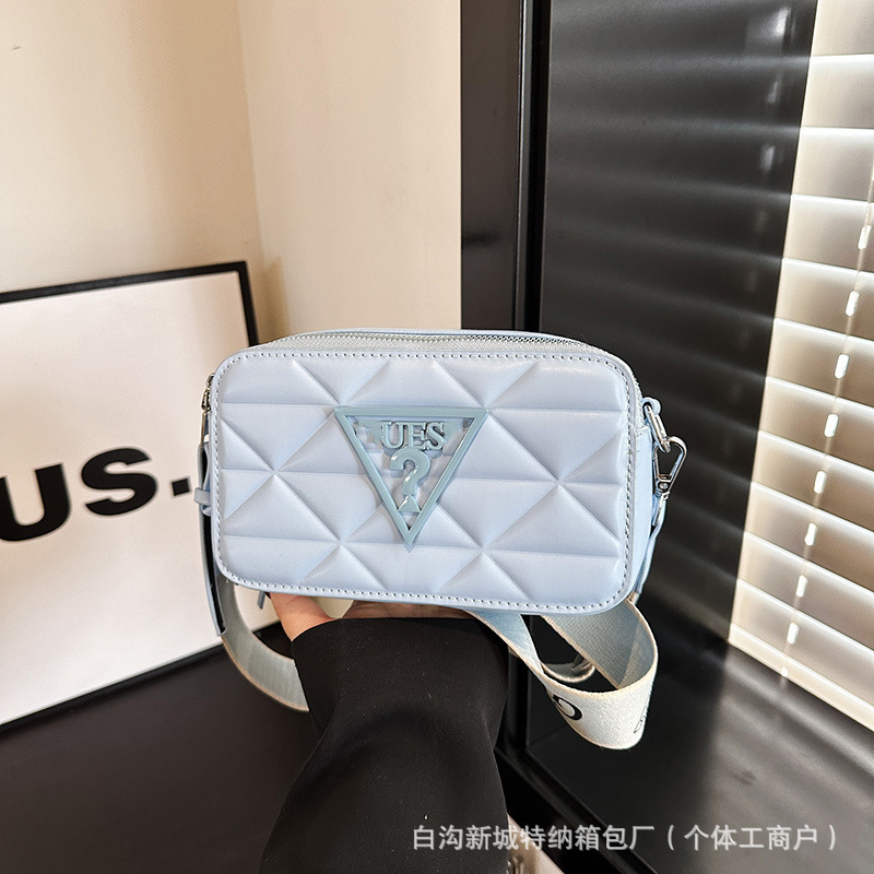 ヨーロッパとアメリカの売れ筋カメラバッグ 2025 クロスボーダー新トレンドファッション菱形ワイドショルダーストラップクロスボディスモールスクエアバッグ女性用|undefined