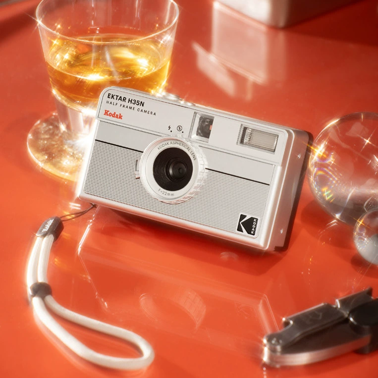 Кодак Kodak Ektar H35N полукадровый фильм-камера ретро неразборная плоская пленочная камера