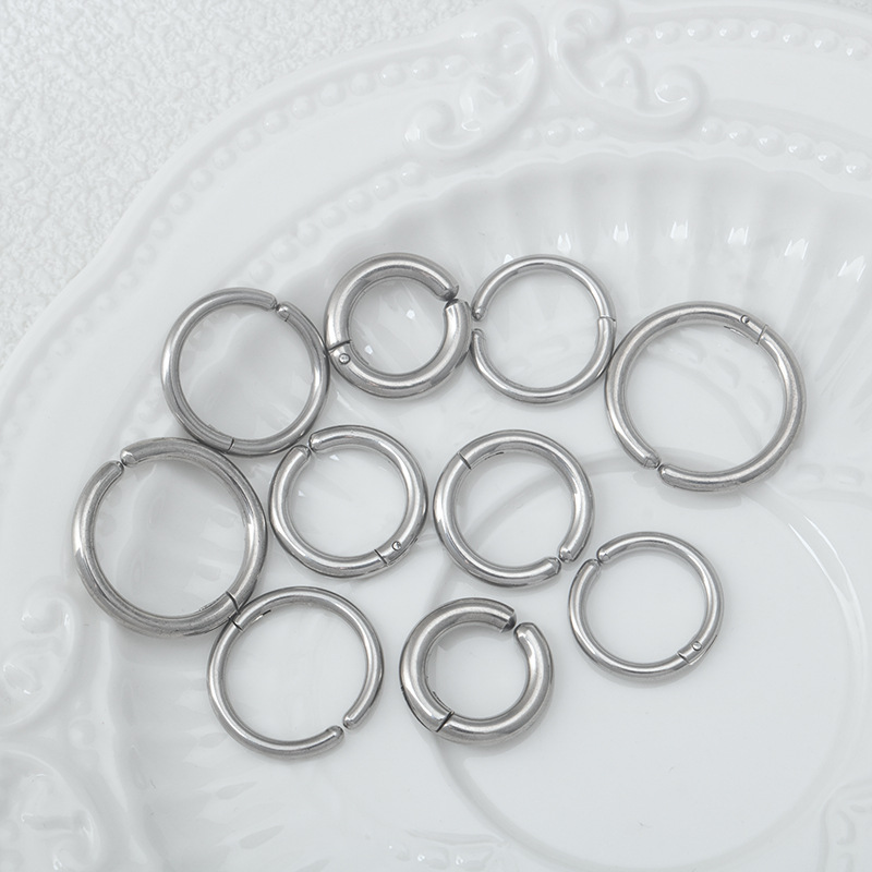 Pendientes de botón para hombre en acero inoxidable estilo punk_voghion.com