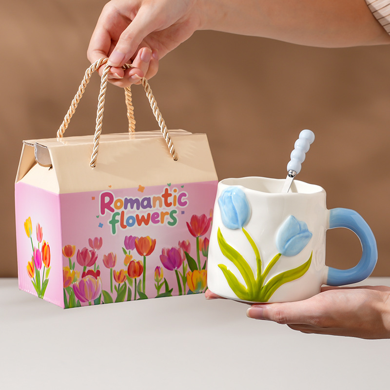 Taza de Tulipanes de alto valor, taza de cerámica esmaltada, regalo del Día del Maestro, taza de agua doméstica para niñas