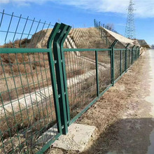 湖南框架护栏网户外光伏电站围栏网农场果园栅栏现货高速公路护栏