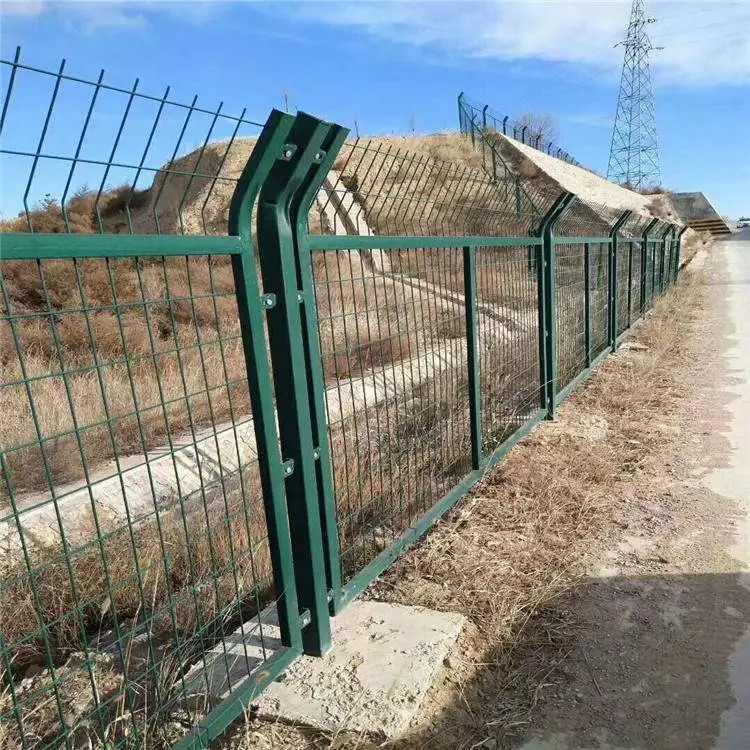 湖南框架护栏网户外光伏电站围栏网农场果园栅栏现货高速公路护栏