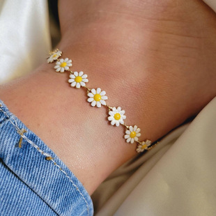 New Cross-border Bohemian Style Unique Oil Dropping Flower Copper Chain Anklet for Women Simple All-match Daisy Anklet