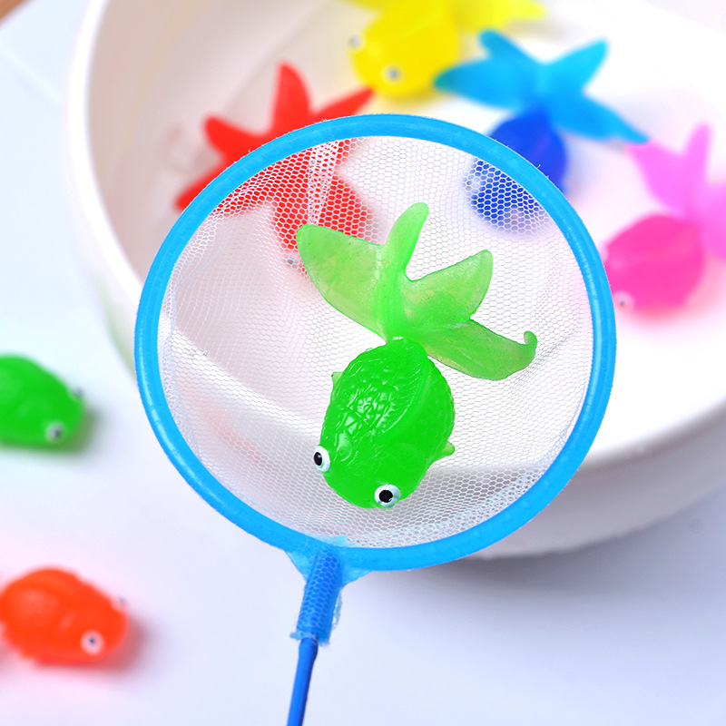 Factory direct supply of simulated soft rubber goldfish 6.0cm TPR floating soft rubber indoor and outdoor children's fish fishing toys
