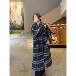 plus size Women's Vintage Contrast Plaid Mid-length Woolen Jacket Elegant High-end Lapel Warm Slim Look Coat