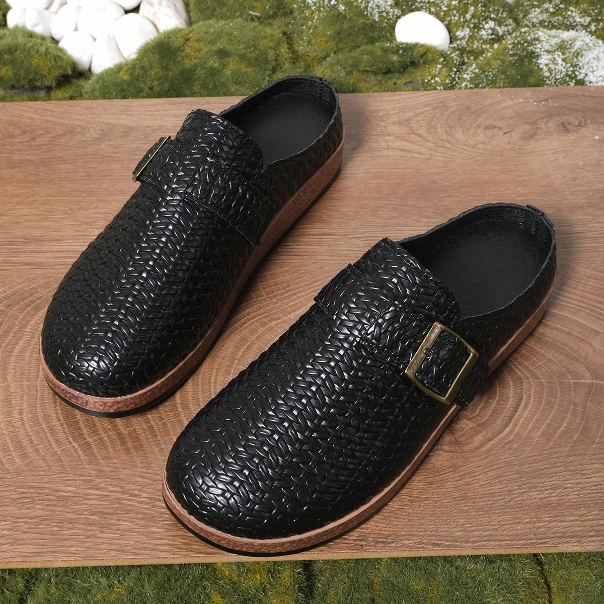 Summer Plus Size Retro Closed Toe Slippers For Women, Flat Low Heel, Wearable With Belt Buckle, Half Slippers_vogvips.com