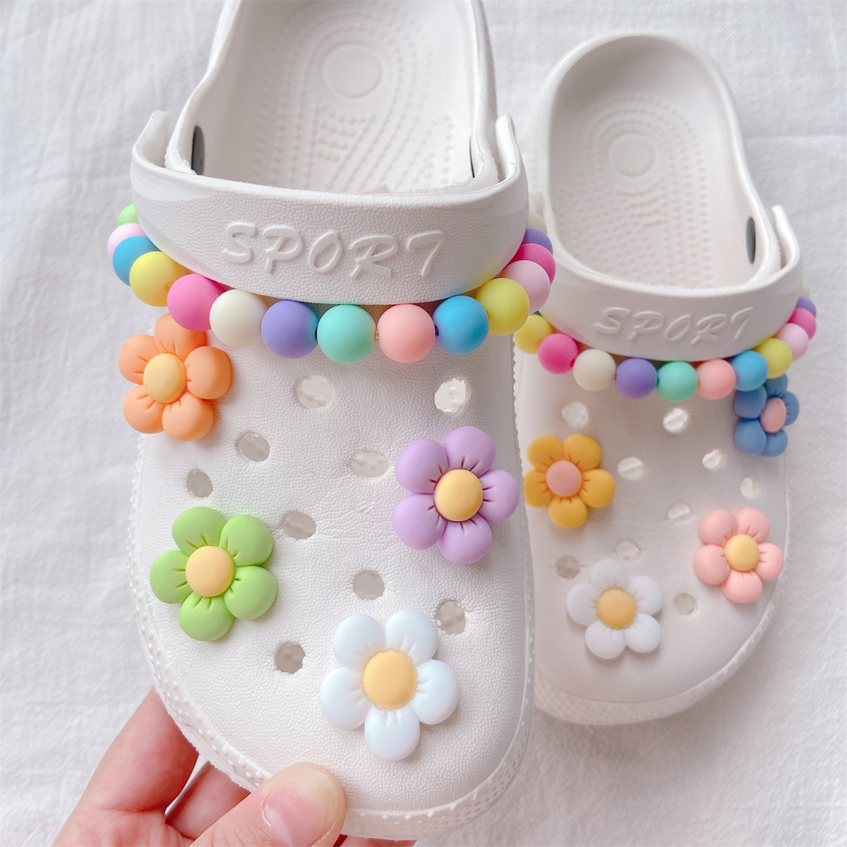 Holiday, Home, Daily Occasion Plastic Material Flower Shoe Accessories Plastic Slippers Summer Shoe Buckle