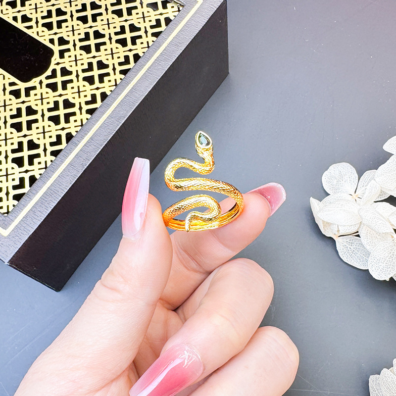 Anillo de serpiente de oro arena antigua Serpiente de oro Danza personalidad Zodiaco joyería de aleación de cobre estilo chino hombres y mujeres accesorios auspiciosos