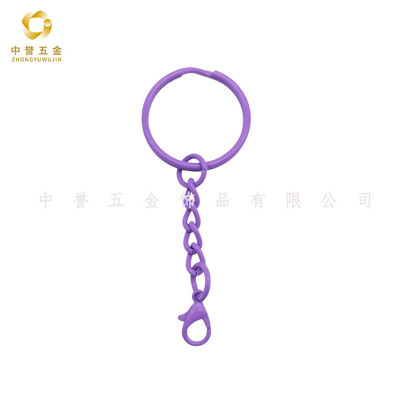 カラー塗装のキーホルダーは、チェーンをねじってロブスターを回してキャンディー色のアイデアdiyアクセサリーのキーホルダーを掛けます|undefined