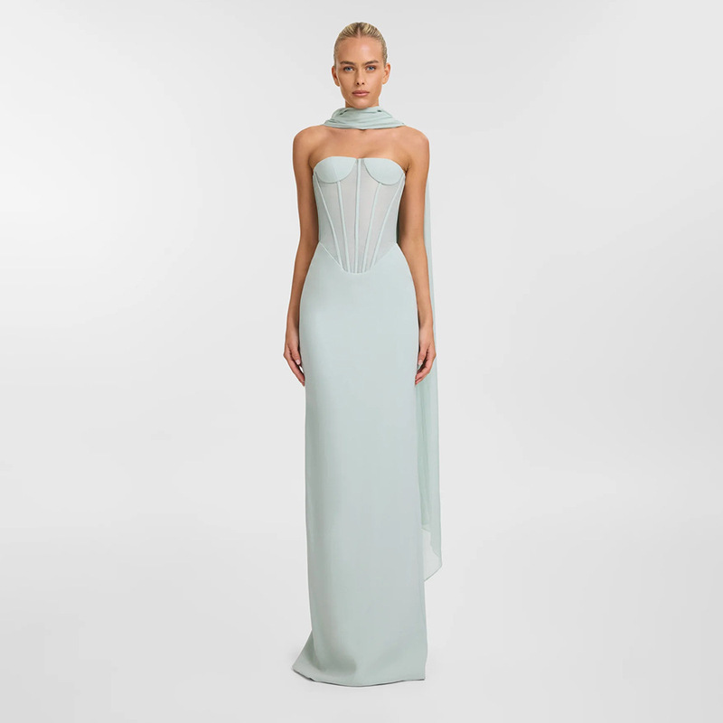 In Stock | Summer New Style Light Green Halter Neck Tulle Dress with Ribbons, High-Waisted Floor-Length Gown, European and American Women's Fashion.
