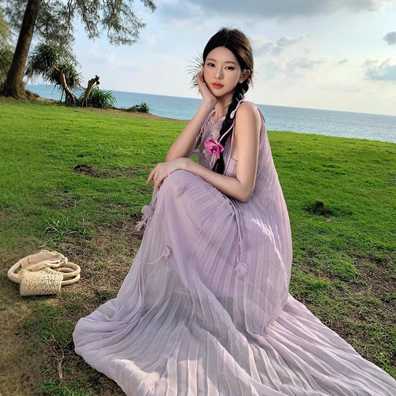 法式紫色花朵吊带连衣裙女夏季海边度假褶皱气质无袖优雅仙女长裙|undefined