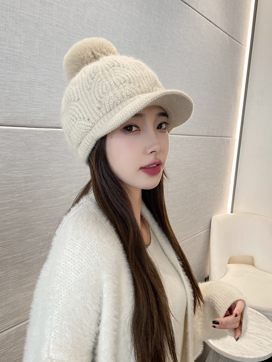 Herbst und Winter Samt Kaninchenfell Damen Baseballmütze Textur Pailletten Wollknäuel Gestrickte Entenschnabelmütze Trend Warme Mütze Garnmütze_voghion.com