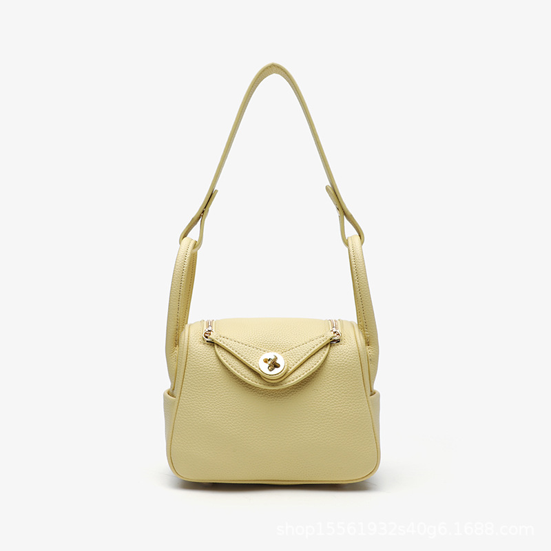 2026 New Pillow Doctor Bag Handbag Crossbody Large Capacity Shoulder Bag Luxury Women's Commuter Versatile Bag - Thumbnail 7