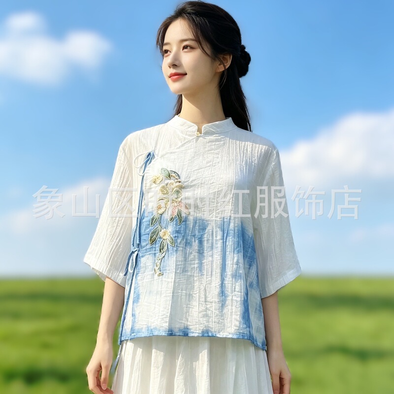 New Tie-Dye White Silk-Linen Embroidered Mid-Sleeve Shirt with a Turn-Down Collar, Round Neck, Loose Fit, Slimming, Elegant, Versatile Top New Tie-Dye White Silk-Linen Embroidered Mid-Sleeve Shirt with a Turn-Down Collar, Round Neck, Loose Fit, Slimming, Elegant, Versatile Top