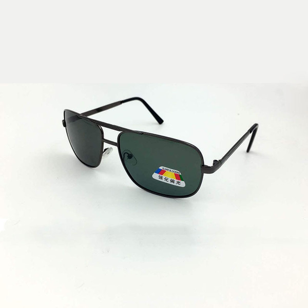 Classic fashionable sunglasses