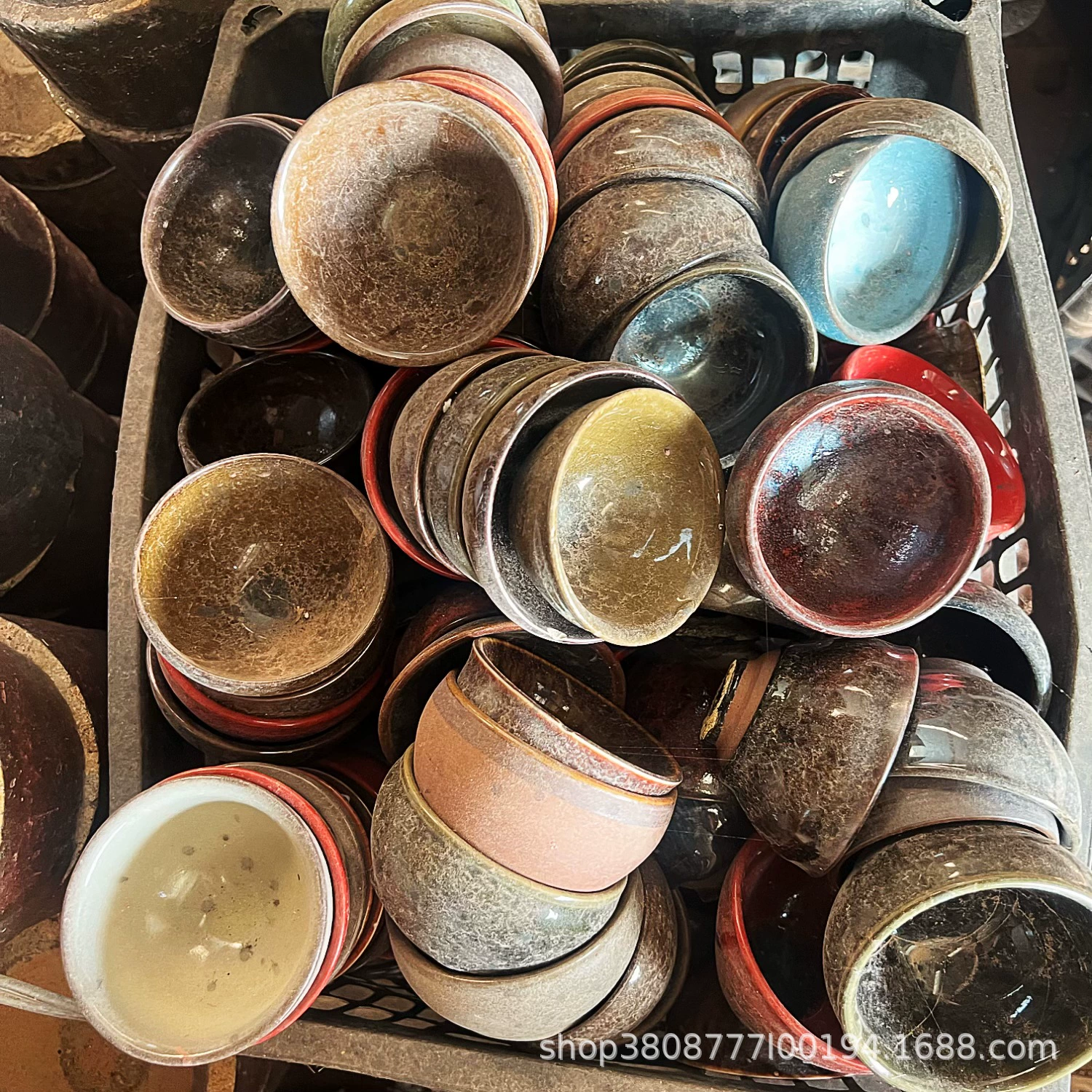 Большое количество дефектных строительных чашек оптом TK в прямом эфире