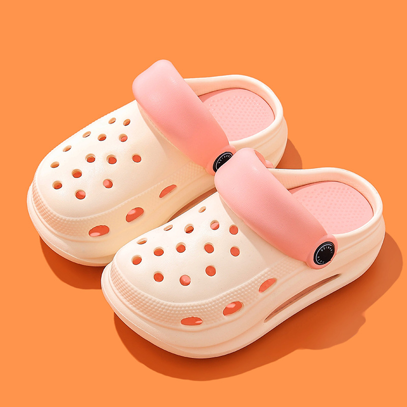 분홍색과 흰색 조명 보드