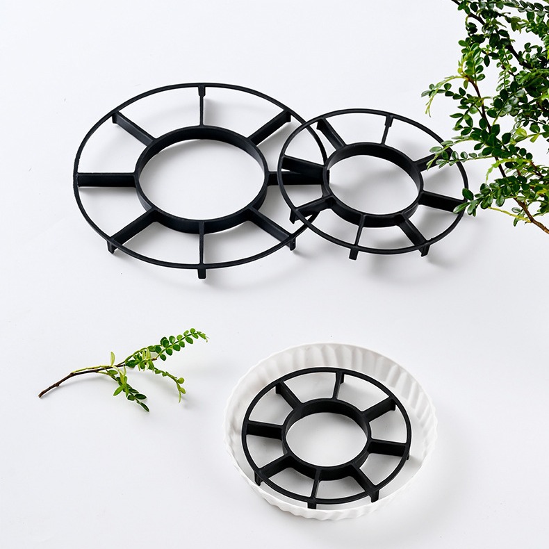 植木鉢の足のプラスチックの植木鉢の底の支えの底の通風の通気性の防腐根の防黒腐プラスチックの家庭用植木鉢のマットの高さ