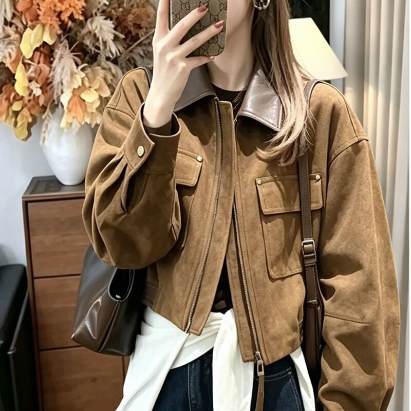 Korean-style casual short jacket for petite women, featuring a suede-like collar, perfect for autumn, versatile, slimming, and stylish for work or everyday wear Korean-style casual short jacket for petite women, featuring a suede-like collar, perfect for autumn, versatile, slimming, and stylish for work or everyday wear