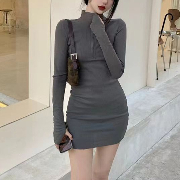 Base demi-season long-sleeve with zipper