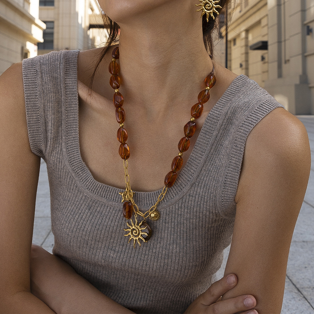Alta Europa y América de acero inoxidable collar colgante de sol lujo ligero de alta calidad acrílico cuentas de cuerdas de trenzado collar cadena clavícula
