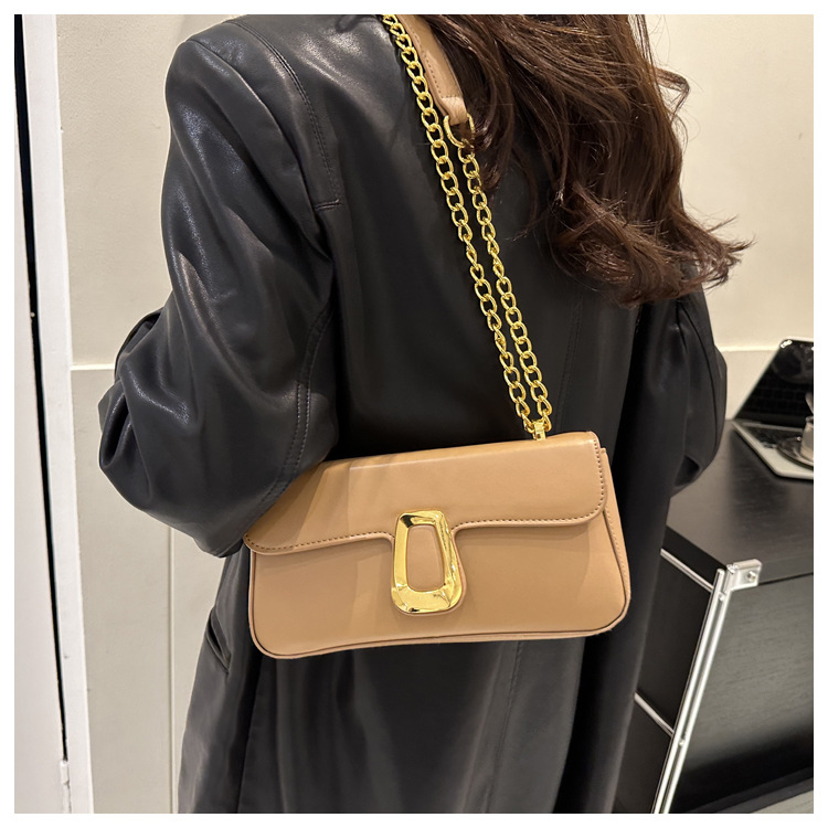 280g Weight Synthetic Leather Lining Material Magnetic Buckle Closure Type Single Shoulder Strap Strap Type Shoulder Bag, Crossbody Bag Bags Type Daily Occasion Pu Leather Material Solid Color Pattern All Seasons Season Women's Gender Streetwear Style Square Shape Medium Size Women's Medium Pu Leather Solid Color Streetwear Square Magnetic Buckle Shoulder Bag Crossbody Bag 24