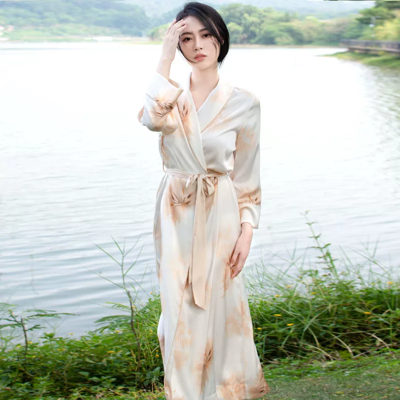 Silk silky bathrobe, pijama, high-quality style