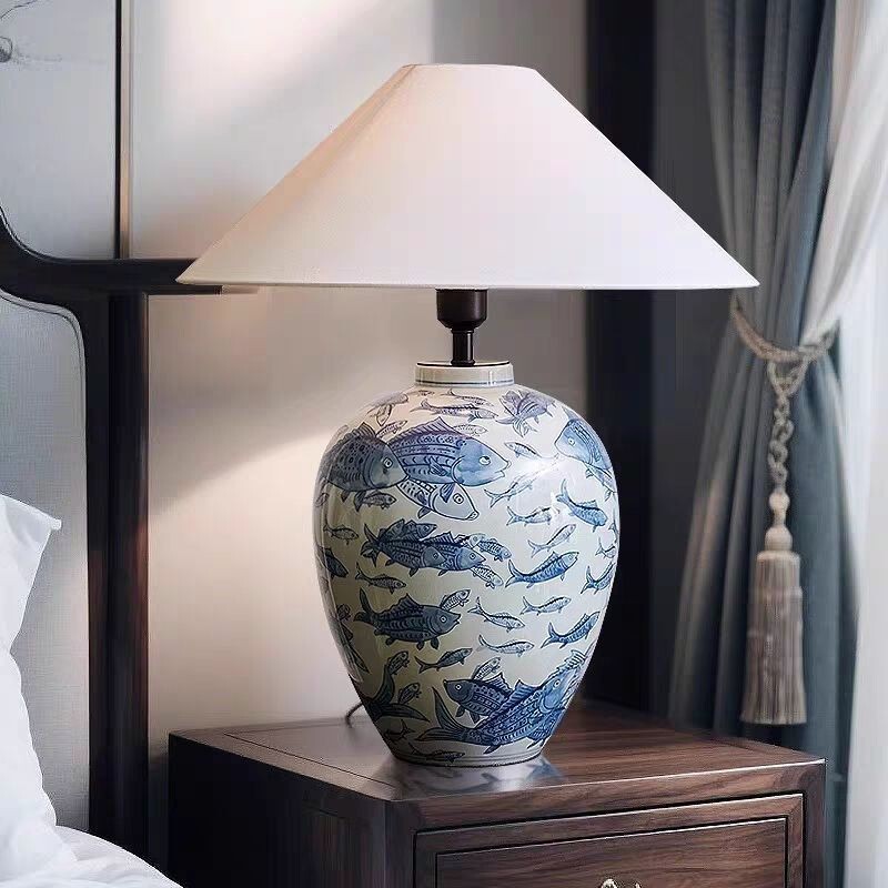 New Chinese Style Jingdezhen Blue and White Porcelain Retro Living Room Coffee Table Ornaments B&B Bedroom Bedside Hotel Large Decorative Table Lamp
