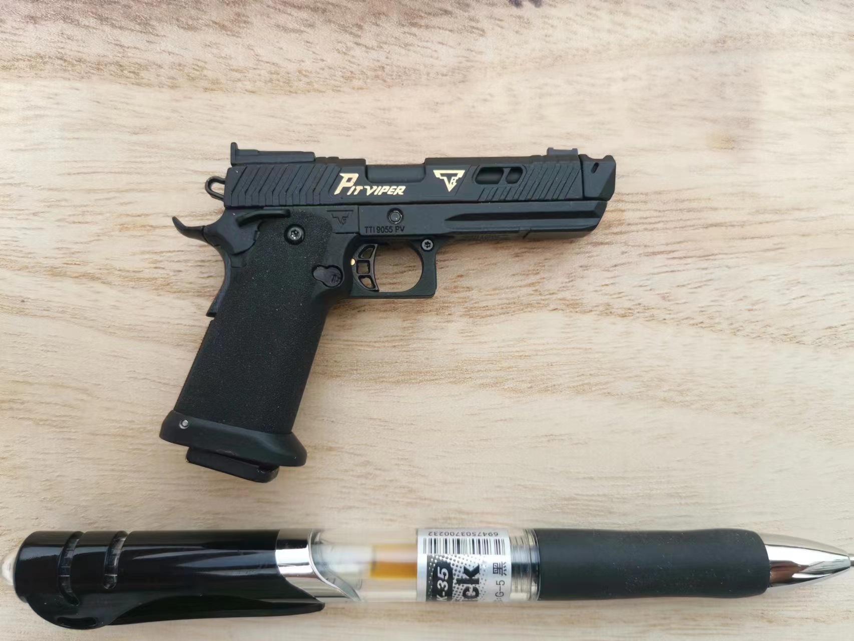 Extremely Fast Chasing Anaconda 1.jpg