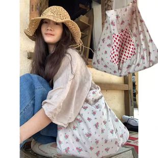 LittleCThingsԭ������@�L�黨���������n��ˇ�t�c�μ�б��Ů��