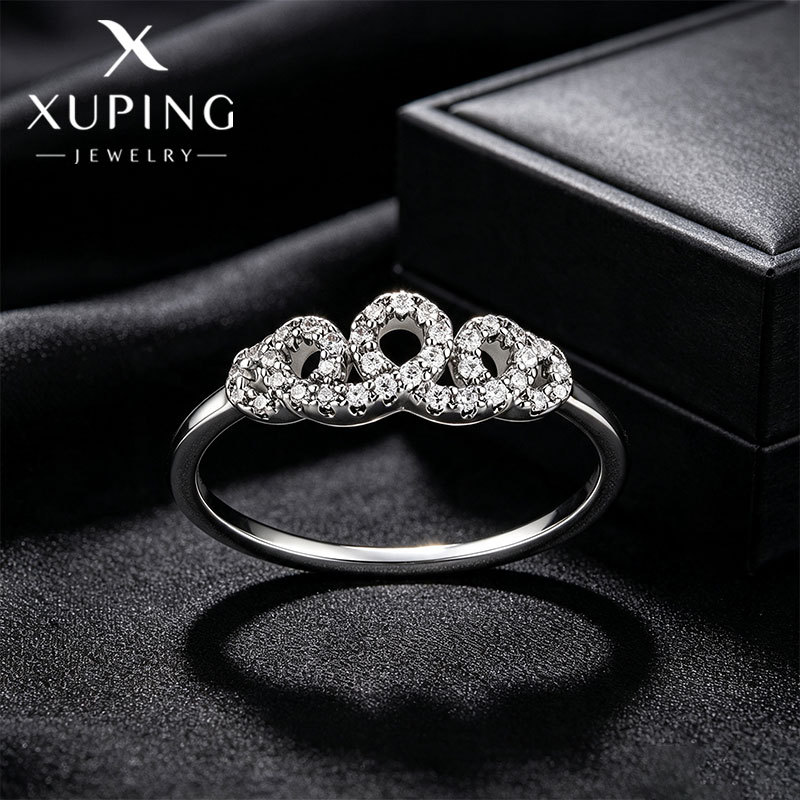Xuping lujoso diseño ligero anillo de diamante de aleación de apertura de alta calidad anillo de moda personalidad anillo de novia