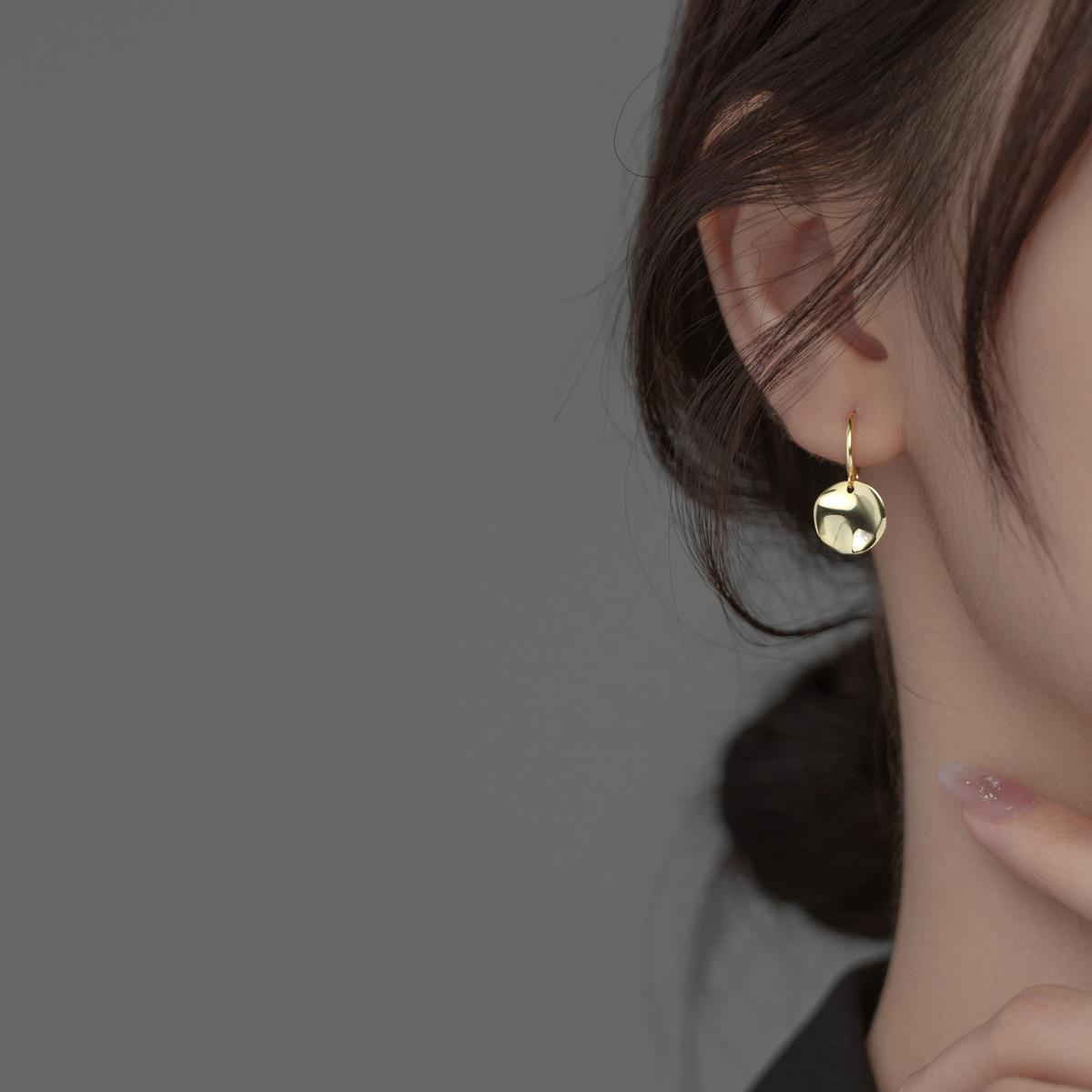 Eloch s925 plata irregular disco auriculares coreana pequeña personalidad joyas de orejas M04153