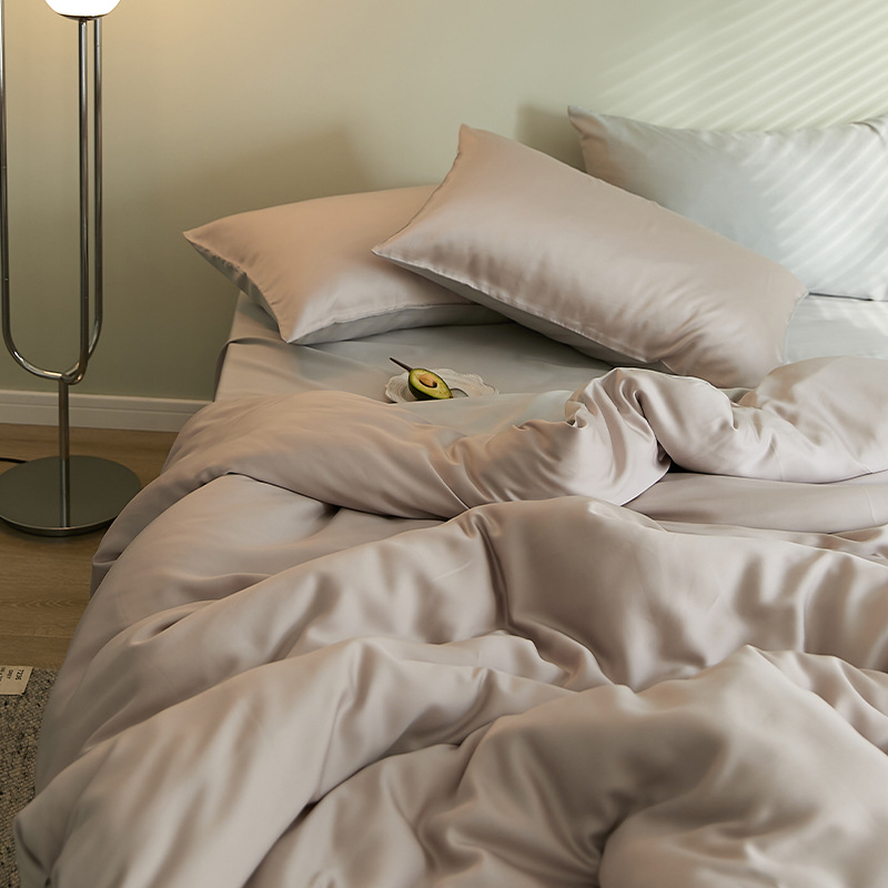 2025 verano fresco juego de cuatro piezas de Tiansi de lujo ligero de alta calidad ropa de cama de seda de hielo cubierta de edredón sedosa ropa de cama desnuda