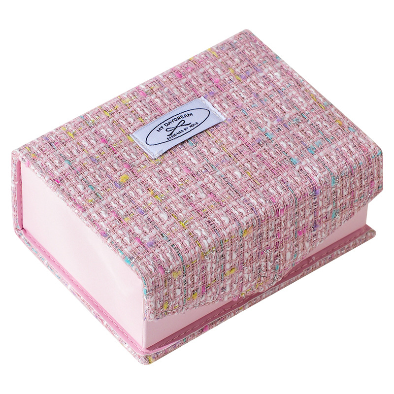 Caja de tarjetas de viento de fragancia pequeña pu corazón de niña de alto valor dibujos animados a prueba de polvo estudiantes hebilla magnética estrella pequeña tarjeta caja de almacenamiento escritorio