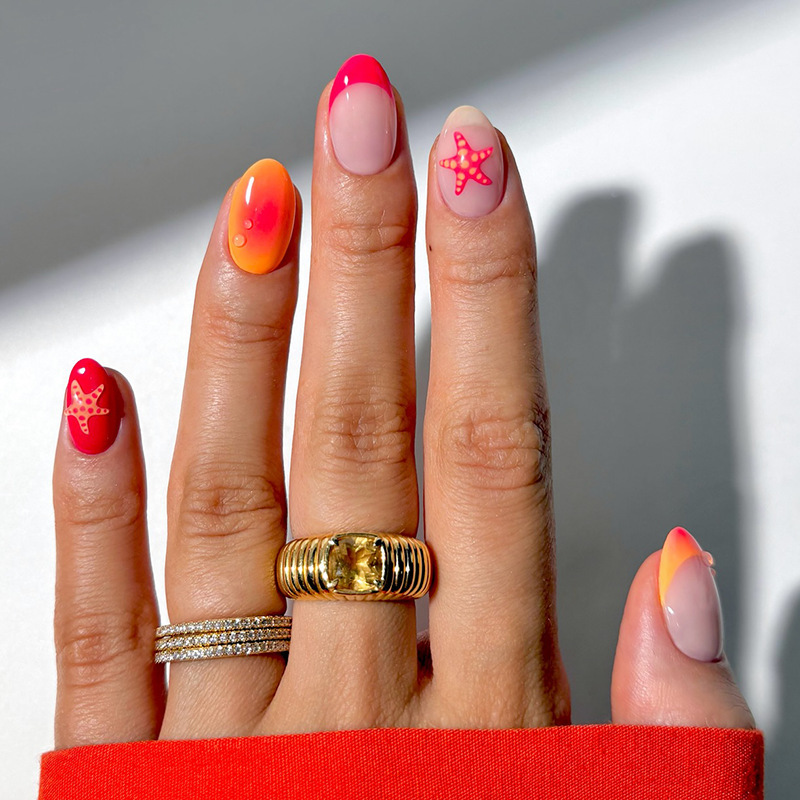 30 Pieces of Export European and American Almond-Shaped Gradient Color Simple Personalized Design Star Detachable Wearable Nails