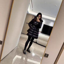 高品质现货M家2025新款女士中长收腰连帽蒙口琪羽绒服外套鹅绒