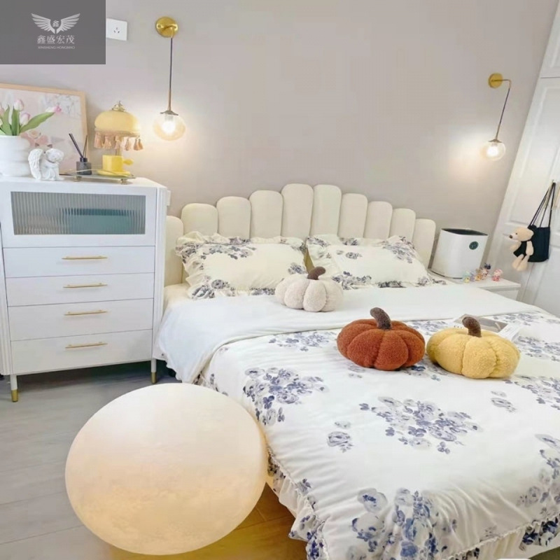Nórdico de lujo ligero leche blanca cama de envoltura suave red doble cama principal cama de matrimonio moderna simple cama de terciopelo ligera de lujo