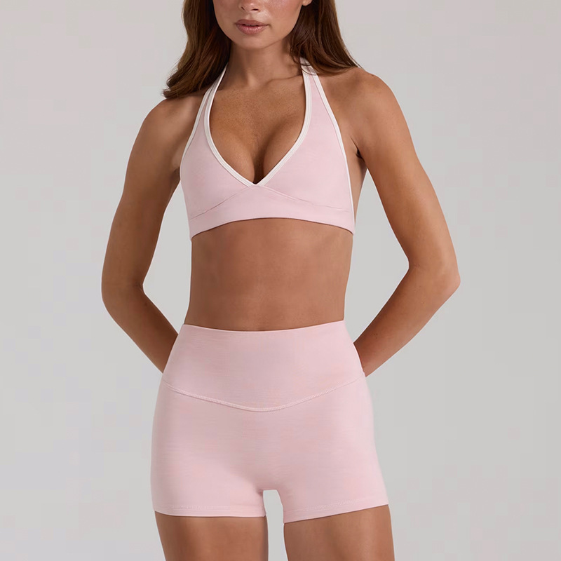 New Yoga Wear High-Waisted Hip-Lifting Tummy-Tucking Shorts Three-Quarter Length Pants with Straps Beautiful Back Running Sports Bra Set
