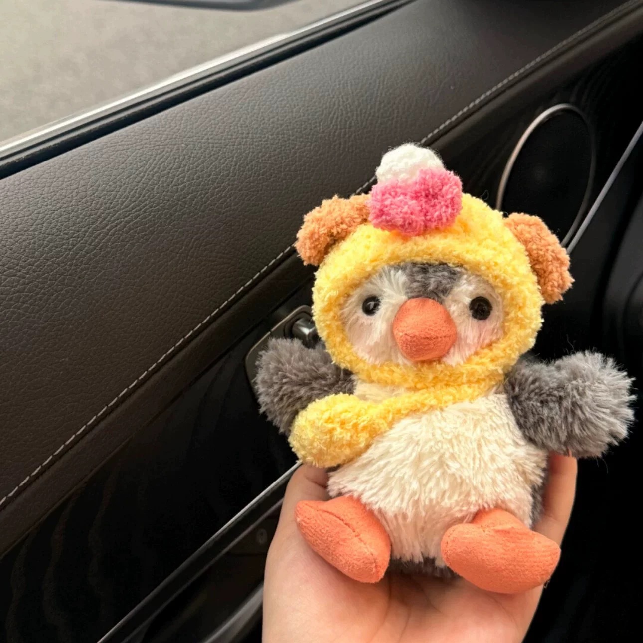 漫画のピーナッツペンギンのぬいぐるみが可愛いです。