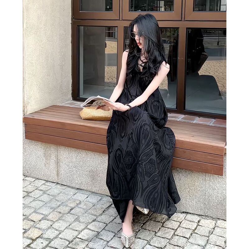 French Design Light Luxury Temperament Sleeveless Vest Dress Women's New Summer Loose Jacquard Long Skirt French Design Light Luxury Temperament Sleeveless Vest Dress Women's New Summer Loose Jacquard Long Skirt