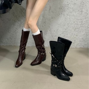 �����������nʽ�r�bѥ��Ƥ����С���Ӵָ���Ͳ�Lѥ��Ů���^ϥ�߸�