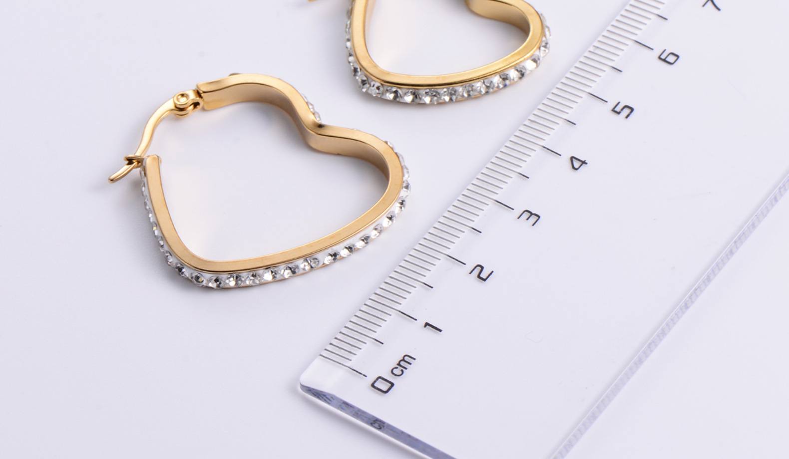 17g Weight Vacuum Plating Gold Plating Process 304 Stainless Steel Ear Needle Material 18K Gold Plated Plating Material Rhinestones Inlay Material Earrings Classification Daily Occasion 304 Stainless Steel, Titanium Steel Material Heart Shape Pattern Women'S Gender Inlay Design Fashion Style Fashion Heart Shape Titanium Steel Earrings Inlay Rhinestones Stainless Steel Earrings