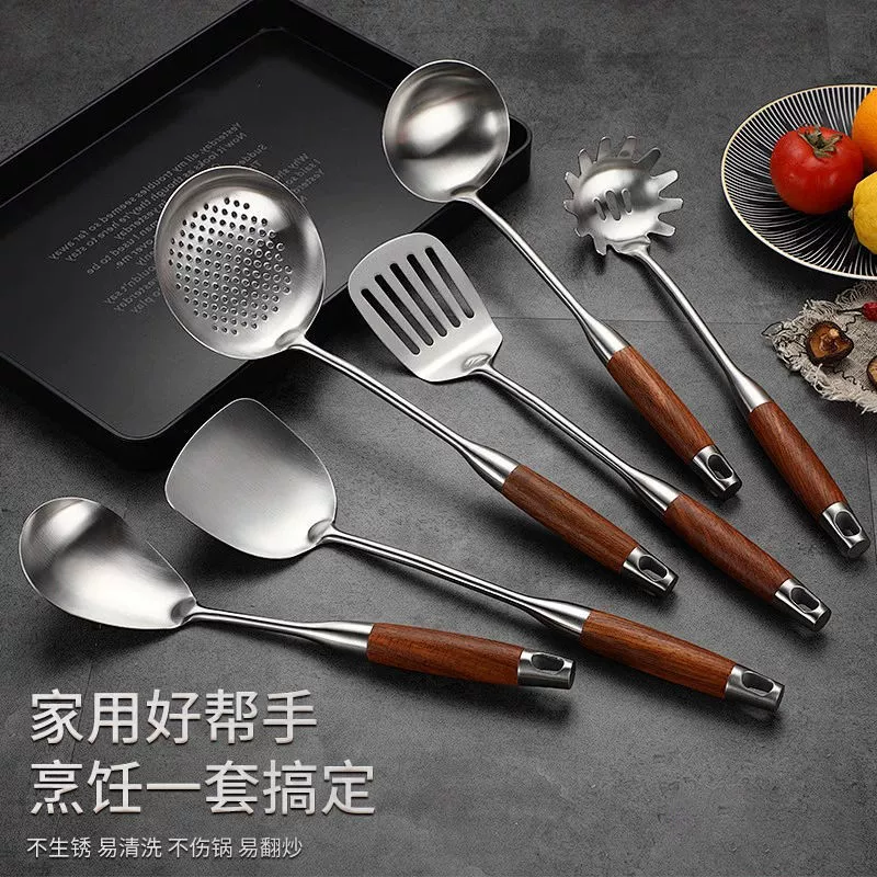 spatula stir-frying spatula? Need translate accurately: 304 нержавеющая сталь лопатка для жарки, кухонные принадлежности, деревянная ручка, суповая ложка, друшлак, розовое дерево, оборотная сковорода? The input: "304 stainless steel spatula stir-frying spatula household kitchen kitchen utensils wooden handle soup spoon colander rosewood stir-frying spatula flat spatula" Translate piecewise: "Сковорода лопатка из нержавеющей стали 304 для жарки, кухонные принадлежности, деревянная ручка, суповая ложка, дуршлаг, розовое дерево, лопатка для жарки, плоская лопатка"