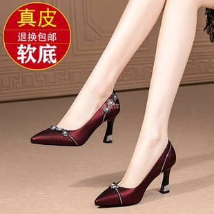 �߸�Ь�����\�ڹ���Ь��ɫŮЬ2025�¿���^��ЬС���r��ܛ��