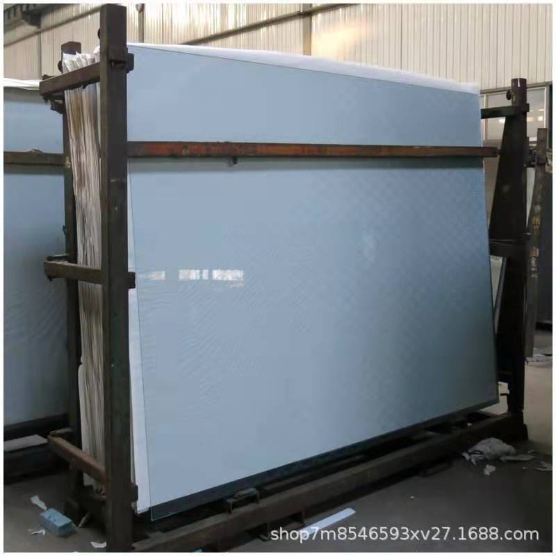 厂家批发自然绿 宝石蓝 浮法原片可改裁现货供应可定钢化玻璃