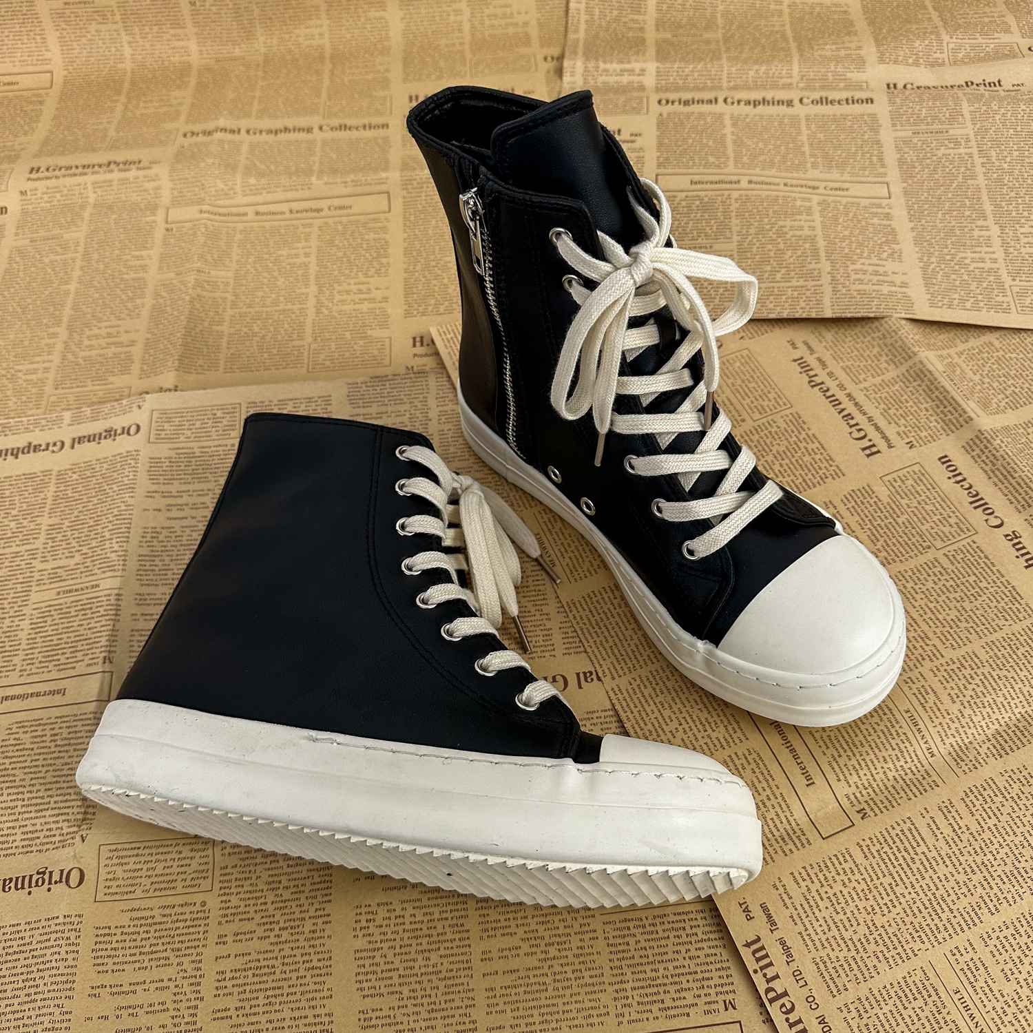 Kişi üçün yüksək boğaz canvas idman ayaqqabısı, krujevalı