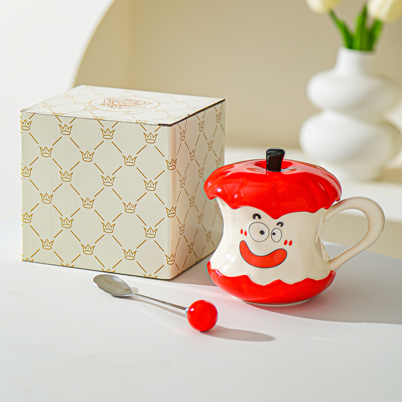 Creativo y extraño, taza de agua con cuchara de tapa, regalo de mano, taza de cerámica, taza de pareja de frutas en línea.