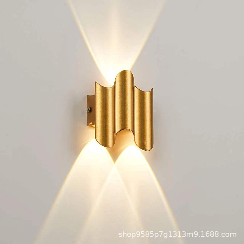 Lámpara de pared impermeable estilo europeo y americano simple lámpara de pared impermeable al aire libre lámpara de pared metal Fondo pared moderna colgante dormitorio de noche