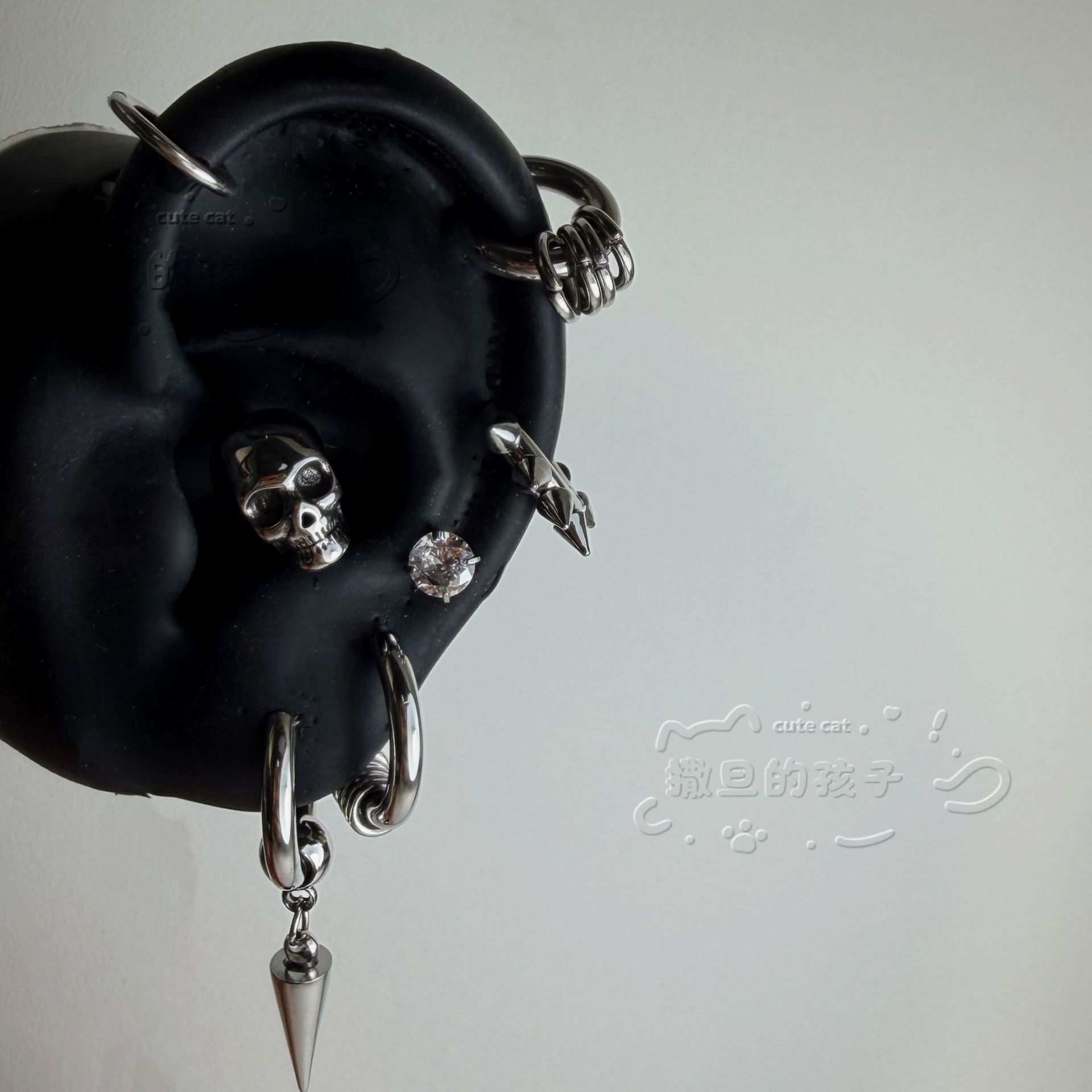 Labret piercing jewelry detail image