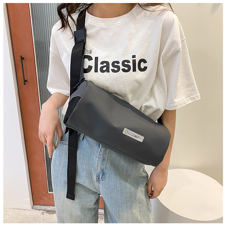Cylindrical bag, women's bag, new trendy, lightweight, sports and leisure crossbody bag, large capacity shoulder bag_voghion.com